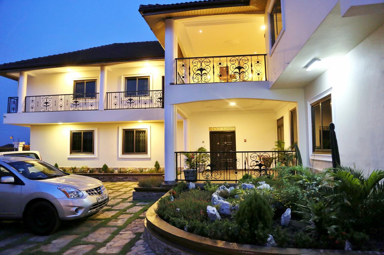 Eden Vale Hotel Ajiringano Exterior photo
